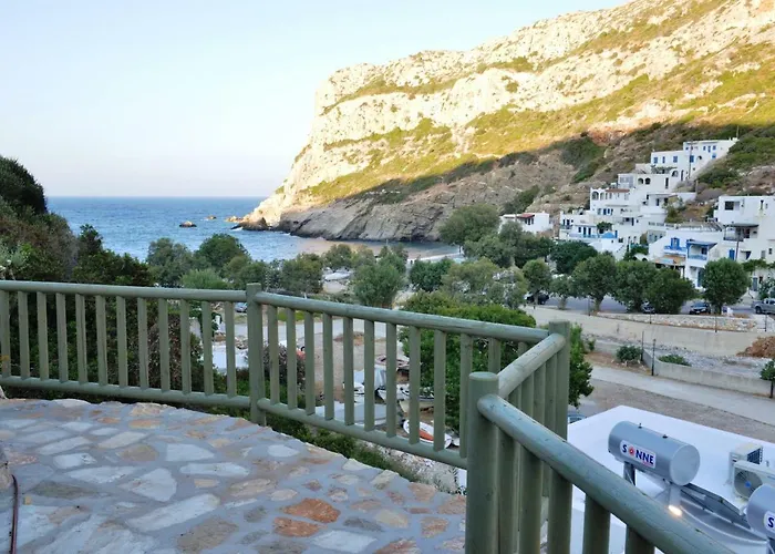 Апартаменты Delfinaki *